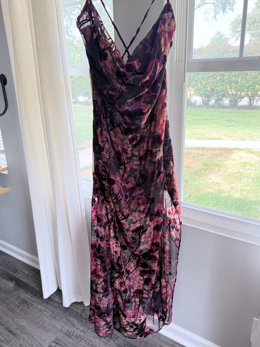 Showpo Aletta Maxi Dress Burnout Floral Cowl Cross Back US 14 NWT - Picture 2 of 10